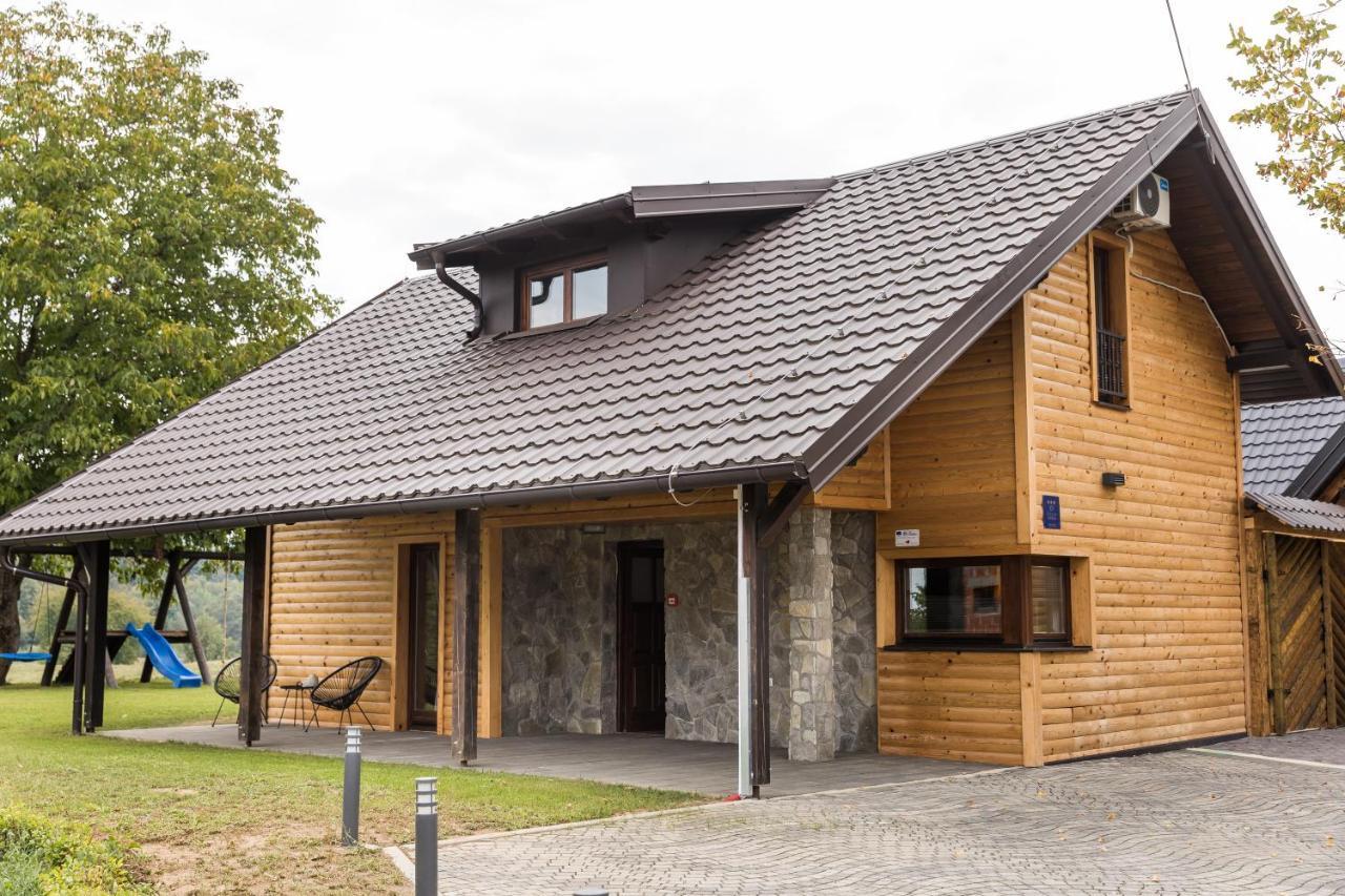 Senjska Villa Josipdol Eksteriør bilde